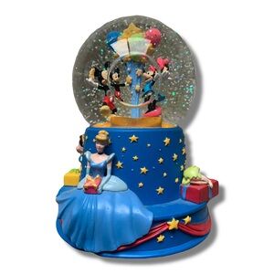 Walt Disney Hallmark 100th Magical Birthday Musical Snow Globe 2001 Limited Ed.